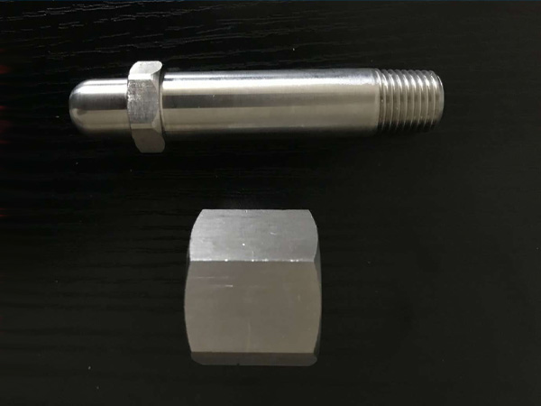 W21.8���P���ĸ���^-����